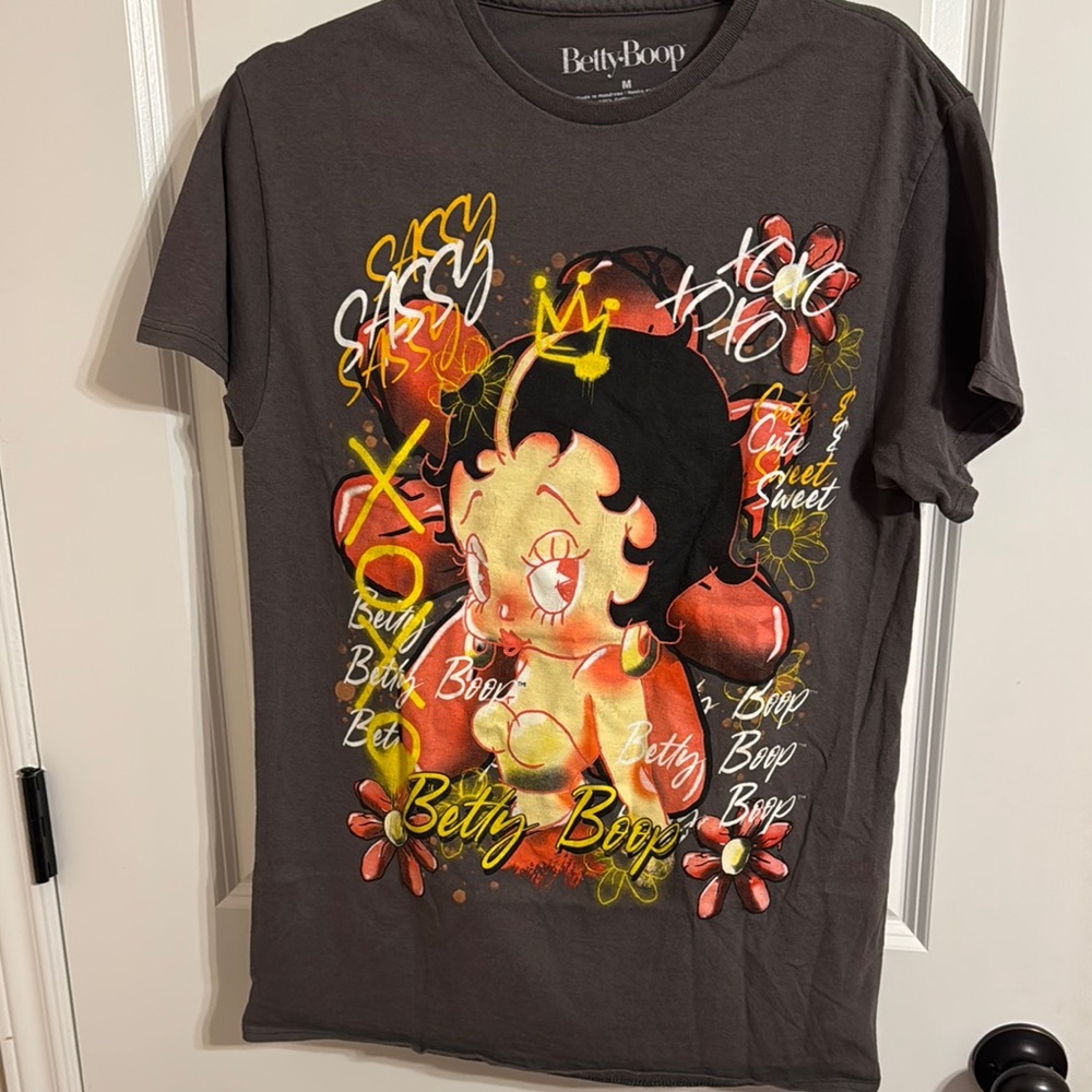 Betty Boop Gray Graphic Tee - Short Sleeve
